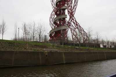 The cruise gave a really intimate view of the Olympic Park - ok, you could say you'd get that from walking the park but any boater will tell you the difference :-D...
